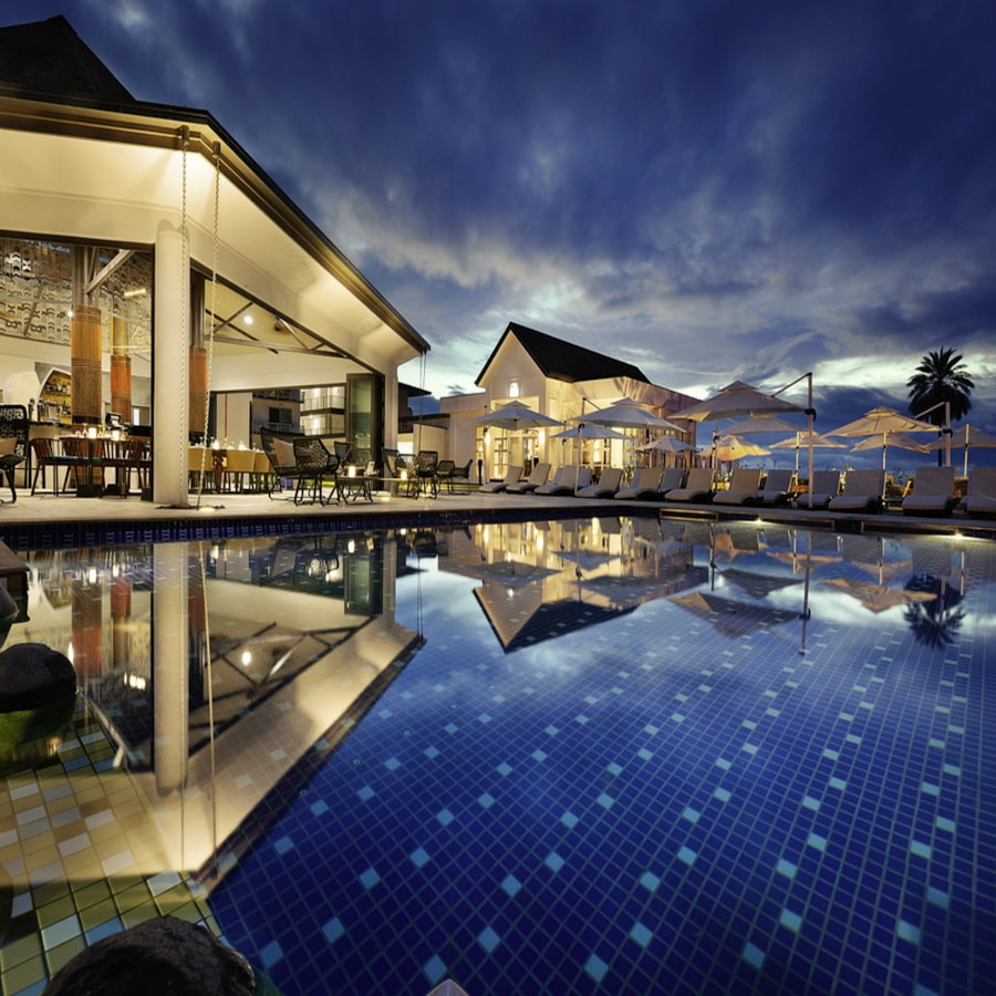 Hotel boutique con giardino e piscina